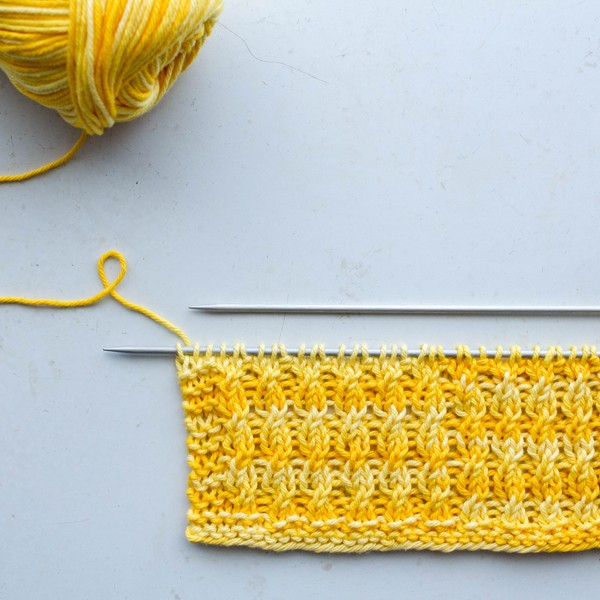 Faux Cable Dishcloth Knitting Pattern : Sprightly : Brome Fields