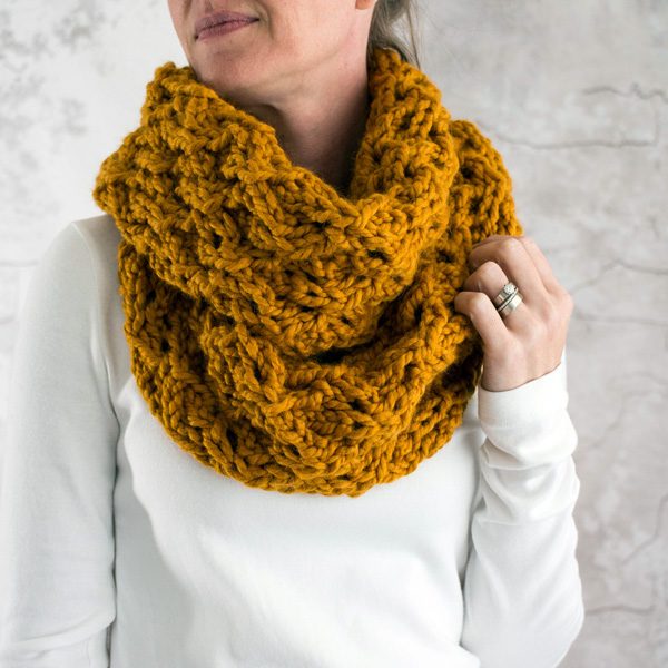 Charm Chunky Lace Infinity Scarf Knitting Pattern