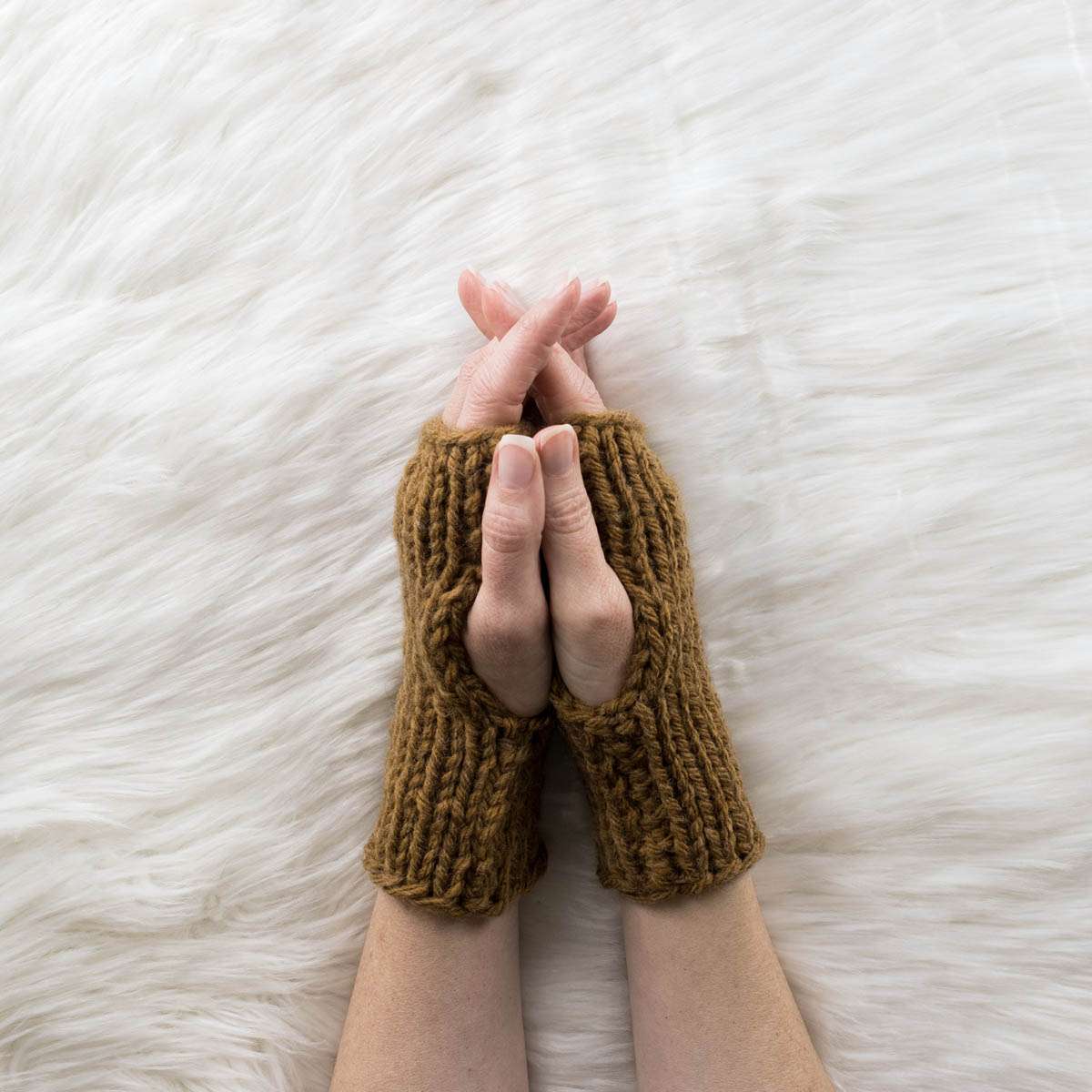 Easiest Fingerless Gloves Knitting Pattern - love. life. yarn.
