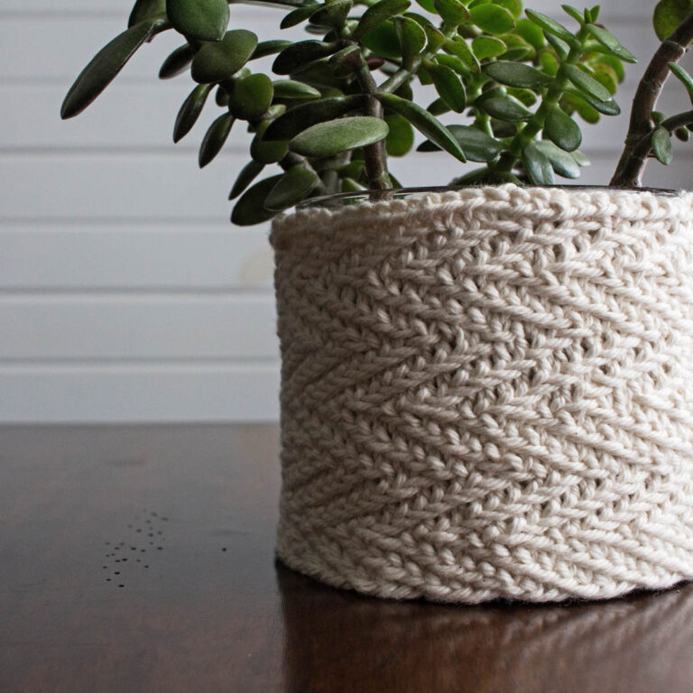 Herringbone Knit Plant Pot
